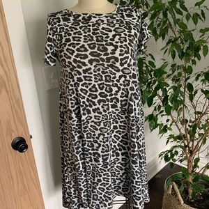 LuLaRoe leopard print Carly dress xsmall nwot black and white rare!